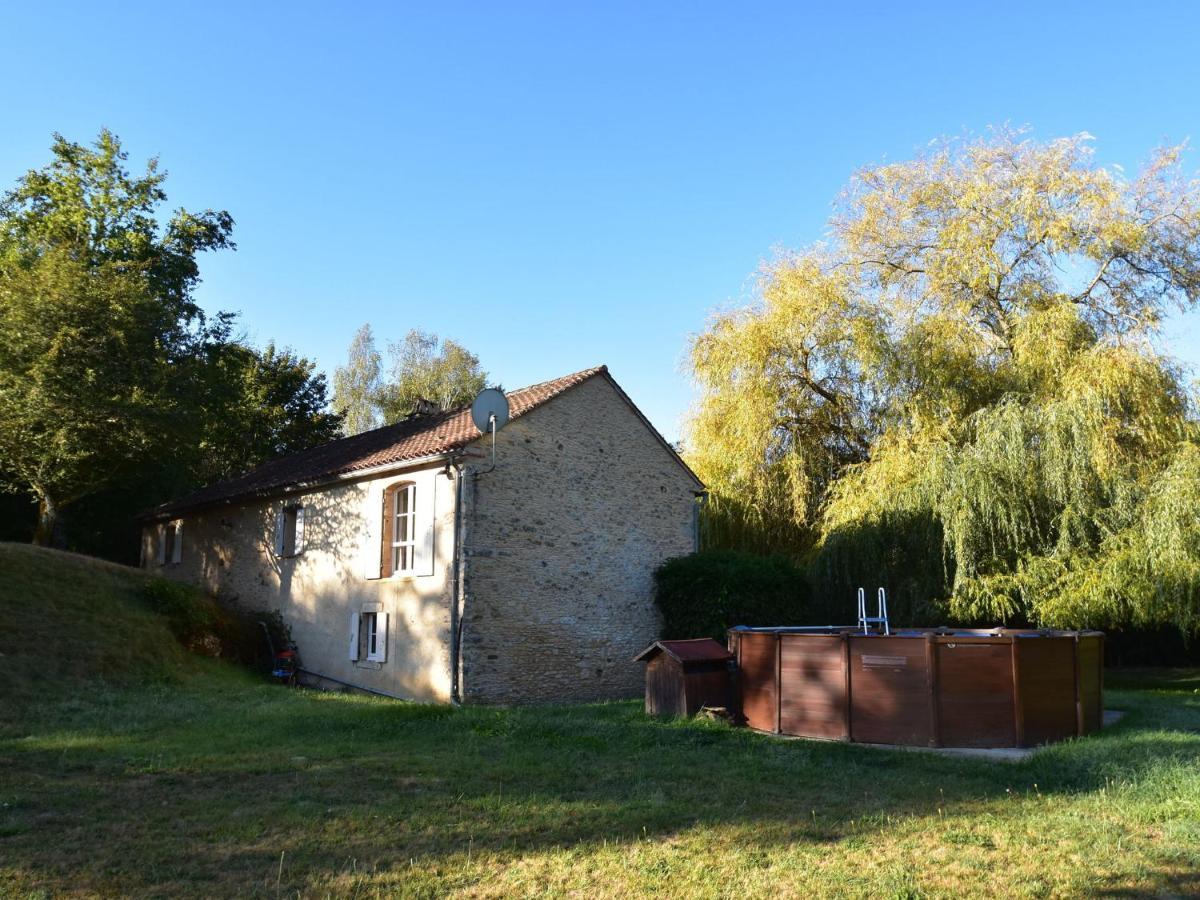 Cosy Holiday Home In Lantheuil With Garden Villefranche-du-Perigord Exterior photo